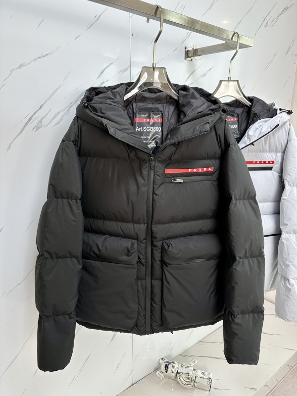 P*rada Top Quality Clothes