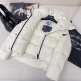 P*rada Top Quality Clothes