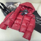 P*rada Top Quality Clothes