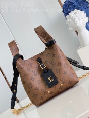 L*ouis V*uitton Top Bag  17*17*7CM