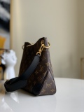 L*ouis V*uitton Top Bag  28*25*9CM