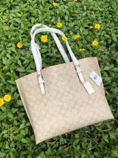 C*oach Top Bag  33*12*27CM