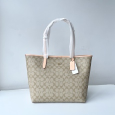 C*oach Top Bag  33*29*16CM