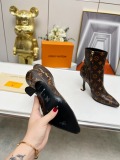 Women L*ouis V*uitton Top Sneakers