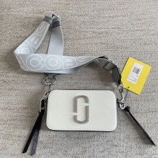 M*ARC J*ACOBS Top Bag  18*11*6CM