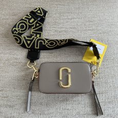M*ARC J*ACOBS Top Bag  18*11*6CM