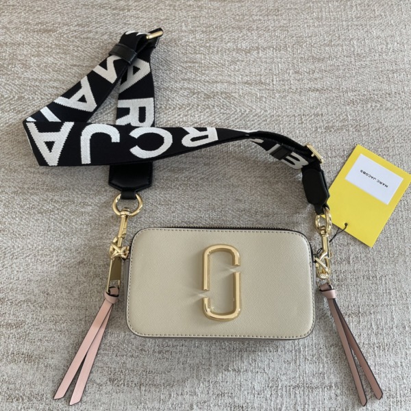 M*ARC J*ACOBS Top Bag  18*11*6CM