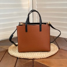 M*ARC J*ACOBS Top Bag  23*20*10CM