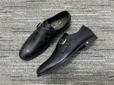 Men L*ouis V*uitton Top Sneakers