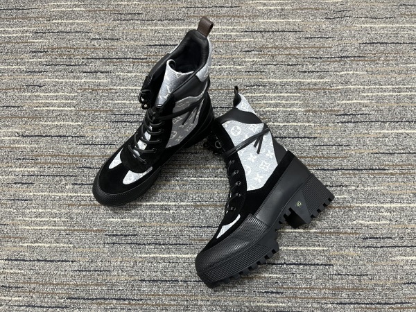 Women L*ouis V*uitton Top Boots