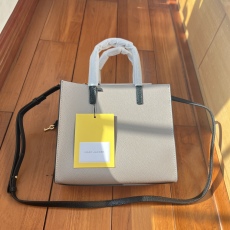 M*ARC J*ACOBS Top Bag  23*20*10CM