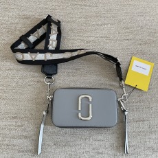 M*ARC J*ACOBS Top Bag  18.5*10.5*6CM