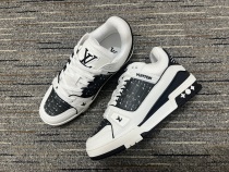 Men L*ouis V*uitton Top Sneakers