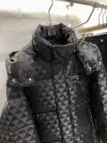 P*rada Top Quality Clothes