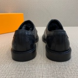 Men L*ouis V*uitton Top Sneakers