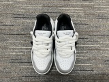 Men 𝑉*𝐴𝐿𝐸𝑁𝑇𝐼𝑁𝑂 Top Sneakers