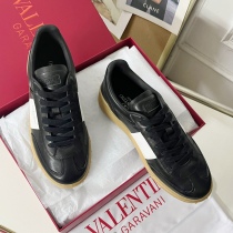 Men Women 𝑉*𝐴𝐿𝐸𝑁𝑇𝐼𝑁𝑂 Top Sneakers