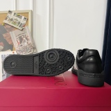 Men Women 𝑉*𝐴𝐿𝐸𝑁𝑇𝐼𝑁𝑂 Top Sneakers