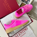 Men Women 𝑉*𝐴𝐿𝐸𝑁𝑇𝐼𝑁𝑂 Top Sneakers