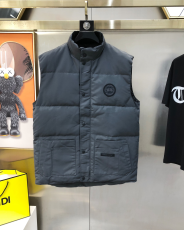 C*anada G*oose Top Quality Clothes
