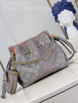 L*ouis V*uitton Top Bag  19*22*14CM