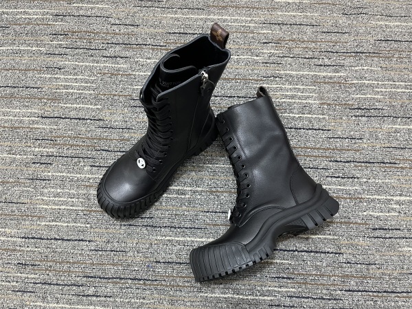 Women L*ouis V*uitton Top Boots