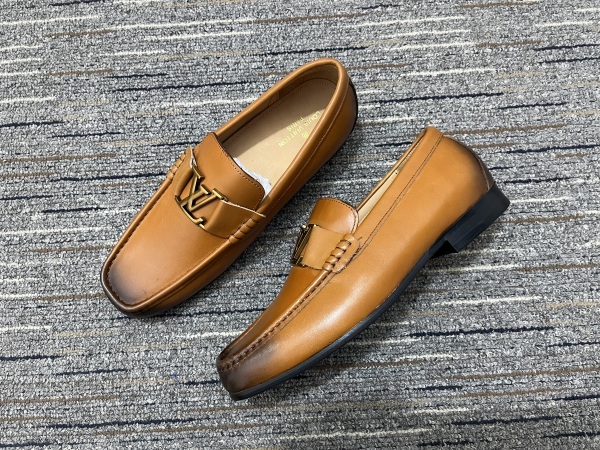 Men L*ouis V*uitton Top Sneakers