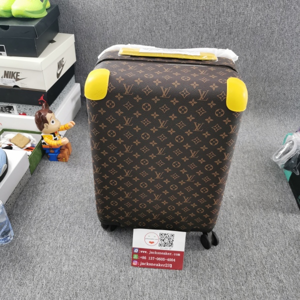 Luggage ask price on whatsapp