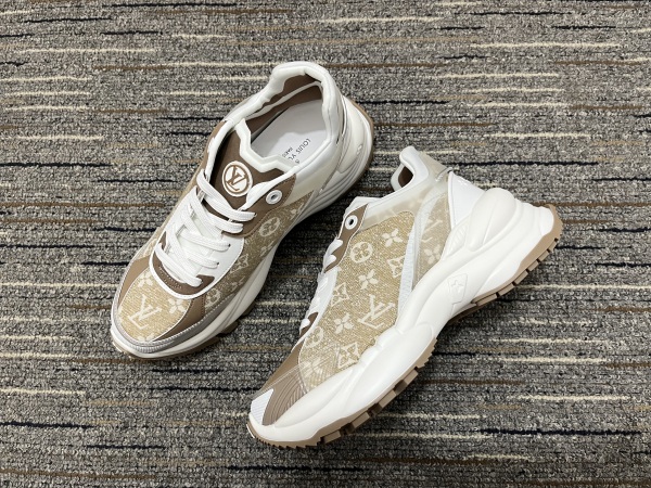 Men L*ouis V*uitton Top Sneakers