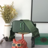 M*ARC J*ACOBS Top Bag  19*12*6CM