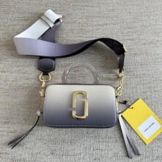 M*ARC J*ACOBS Top Bag  18*11*6CM
