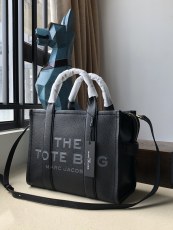 M*ARC J*ACOBS Top Bag  33*26*15CM