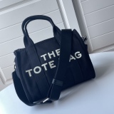 M*ARC J*ACOBS Top Bag  26*9*22CM