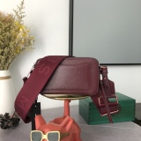 M*ARC J*ACOBS Top Bag  19*12*6CM