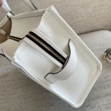 M*ARC J*ACOBS Top Bag  26*20*13CM