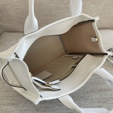 M*ARC J*ACOBS Top Bag  26*20*13CM
