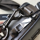 M*ARC J*ACOBS Top Bag  19*12*6CM