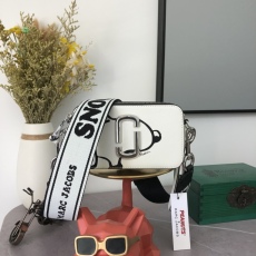 M*ARC J*ACOBS Top Bag  19*12*6CM