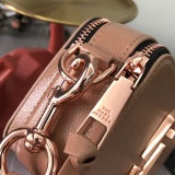 M*ARC J*ACOBS Top Bag  19*12*6CM