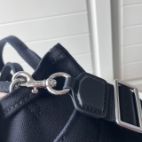 M*ARC J*ACOBS Top Bag  26*9*22CM