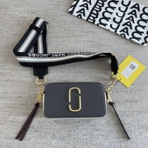 M*ARC J*ACOBS Top Bag  18.5*10.5*6CM