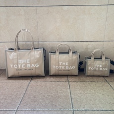 M*ARC J*ACOBS Top Bag  18*10*15CM