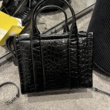 M*ARC J*ACOBS Top Bag  26CM