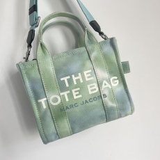 M*ARC J*ACOBS Top Bag  26*22*11CM