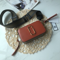 M*ARC J*ACOBS Top Bag  18*11*6CM