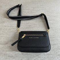 M*ARC J*ACOBS Top Bag  23*16*6CM
