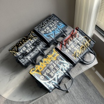 M*ARC J*ACOBS Top Bag  32*26*15CM