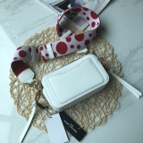 M*ARC J*ACOBS Top Bag  18*11*6CM