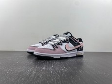 N*ike SB Dunk LOW