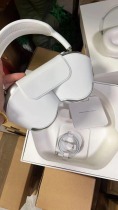 A*irPods Max